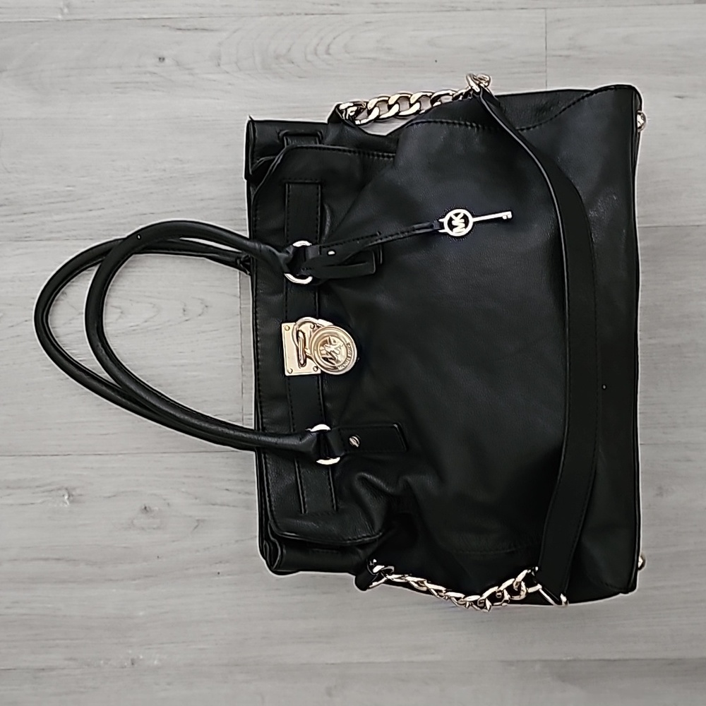 Black Michael Kors bag
